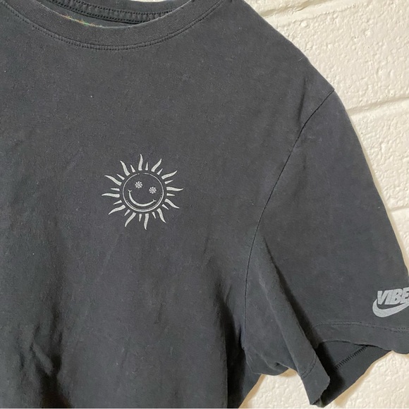 Destroyed Nike Vibes Men’s Black Large Short Sleeve T Shirt Holey Sun - Picture 7 of 13